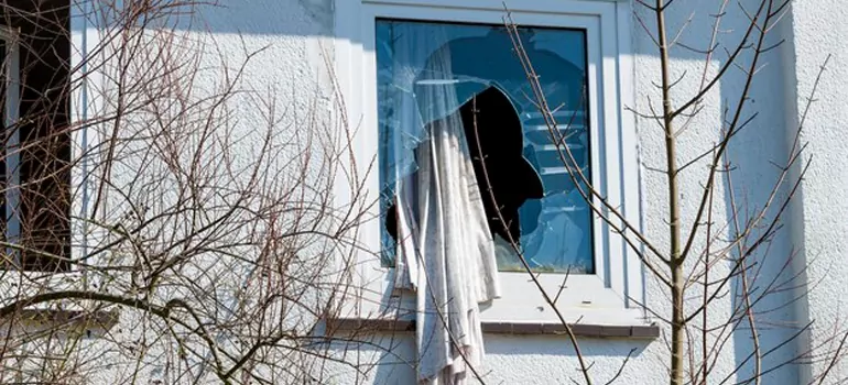 Storm Window Installation Contractors in Navarre, FL