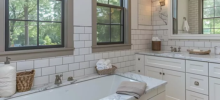 Bathroom Windows Privacy Glass in Navarre, FL