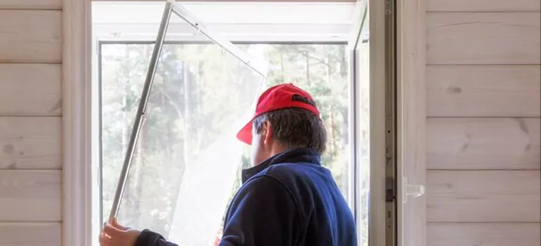 Expandable Window Screen Installation in Navarre, FL